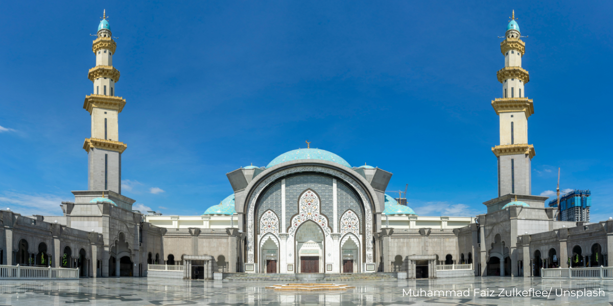 Bolehkah Pembesar Suara Luar di Masjid Digunakan Untuk Pelbagai Perkara?