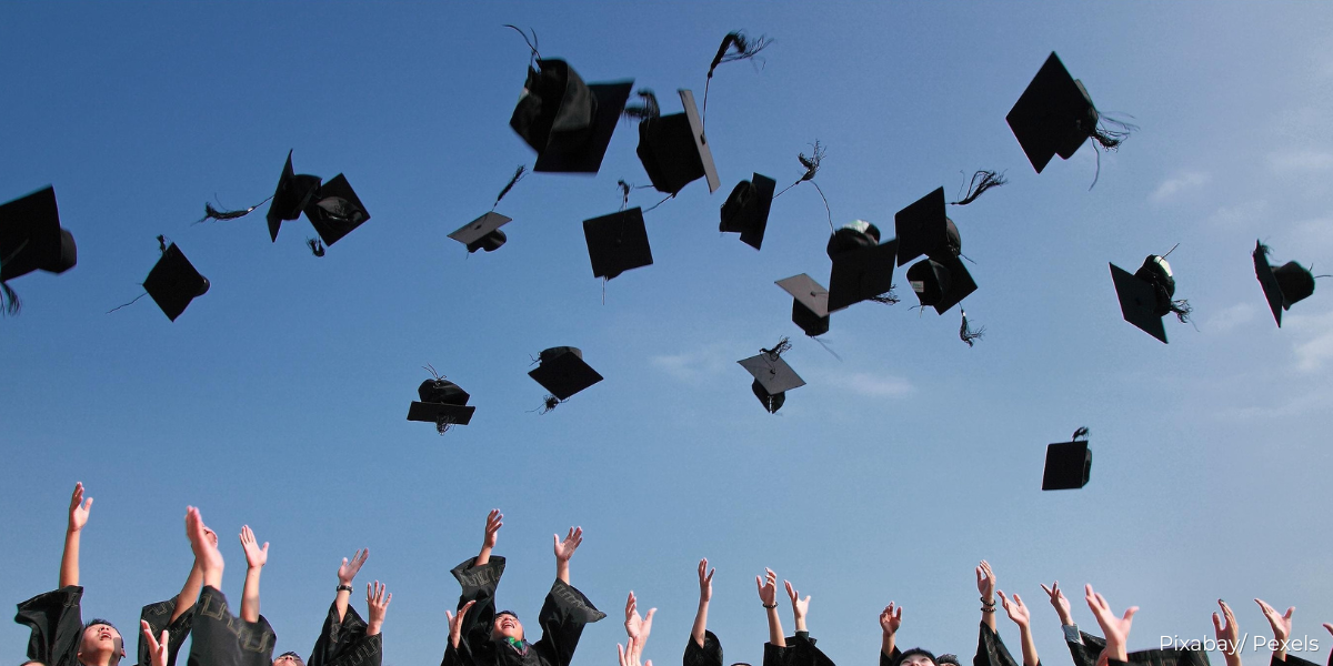 Adakah Sistem Meritokrasi Bagi Kemasukan Ke Institut Pengajian Tinggi Awam (IPTA) Lebih Menguntungkan Golongan Minoriti Berbanding Sistem Kuota?